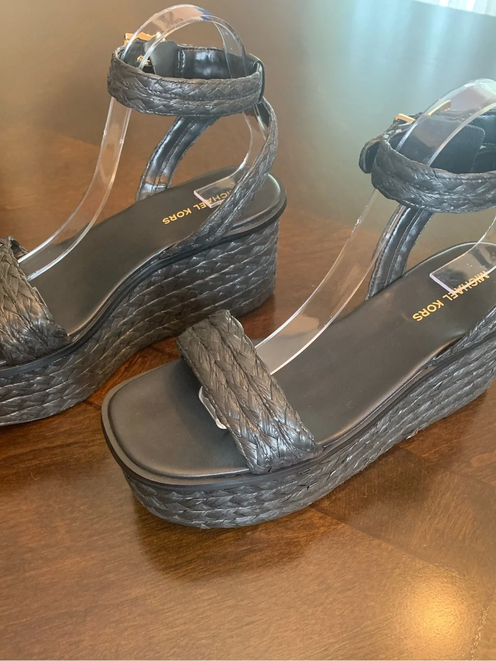 NIB MICHAEL KORS Sandra Wicker Platform Sandal in Black, Size 9.5M